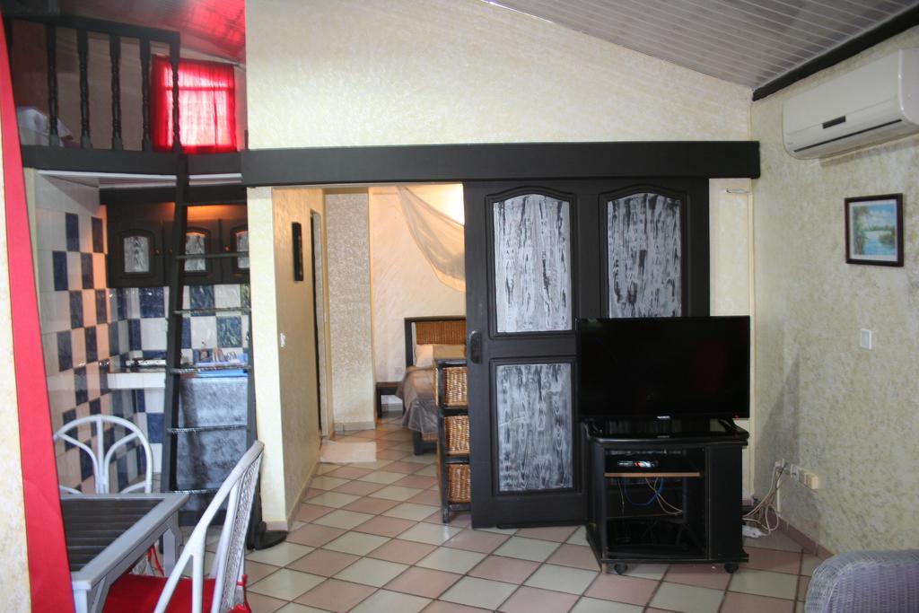 Hotel Napoleon Lagune Lomé Zewnętrze zdjęcie